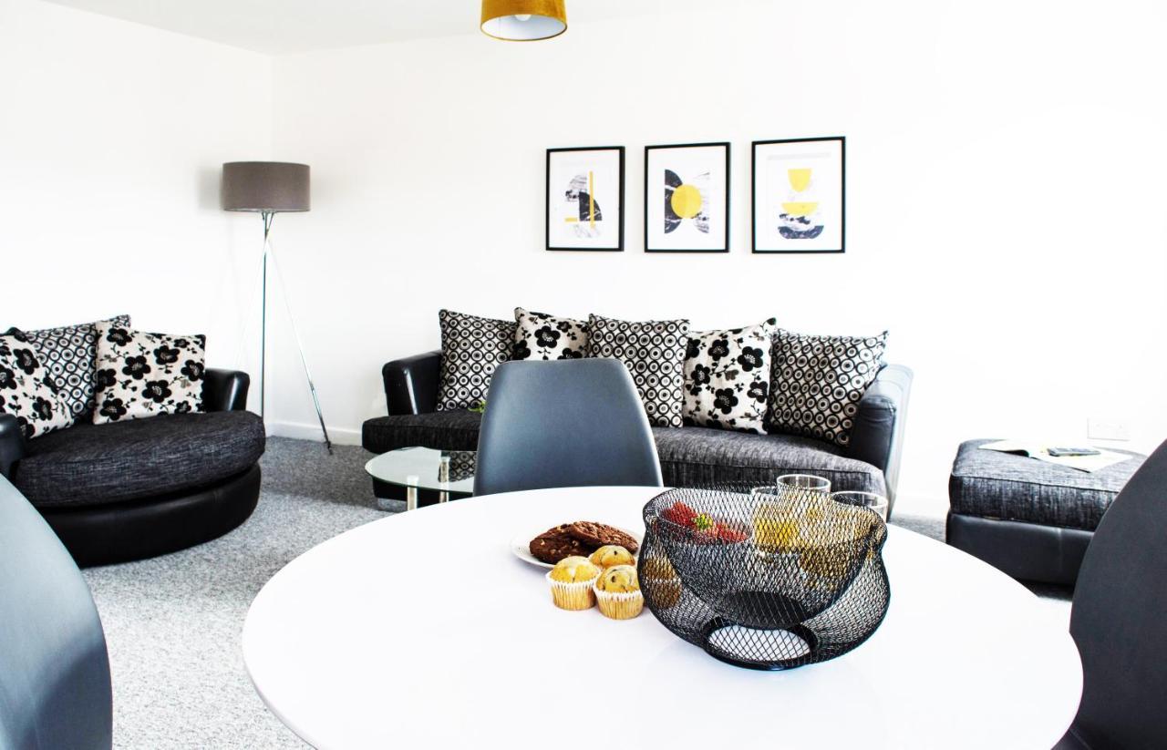 2 Bedroom Apartment Leamington Spa Hosted By Golden Key Lillington  Bagian luar foto